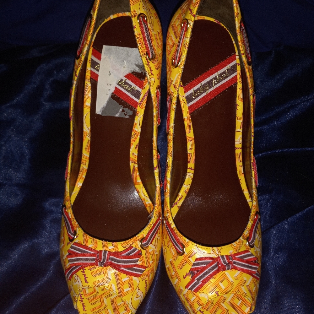 BabyPhat Heels Size 8